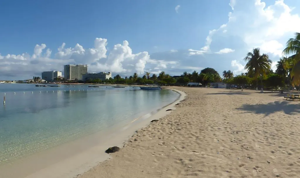 Beach Studio 30 Apartment Ocho Rios Jamaica