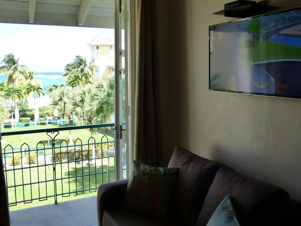 Beach Studio 30 Apartment Ocho Rios